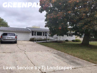 Grass Cutting nearby Allouez, WI, 