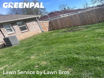 Lawn mowed in Jeffersontown, 40299