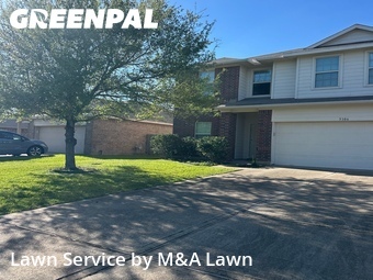 Yard Cutting nearby Dickinson, TX, 