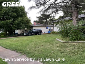 Lawn Cutting nearby Florissant, MO, 
