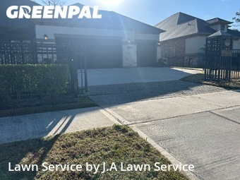 Yard Mowing nearby Shenandoah, TX, 