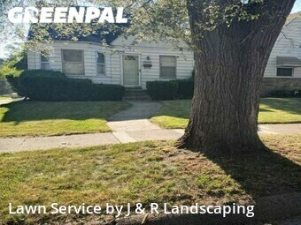 Lawn Care Service nearby Detroit, MI, 