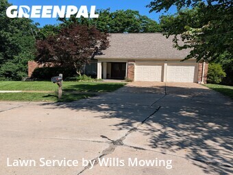 Yard Mowing nearby Chesterfield, MO, 