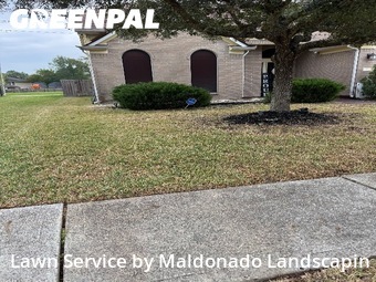 Yard Cuttingin Humble,77346,Lawn Mowing by Maldonado Landscapin, work completed in Dec , 2025