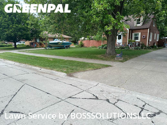 Lawn Maintenance nearby Warren, MI, 