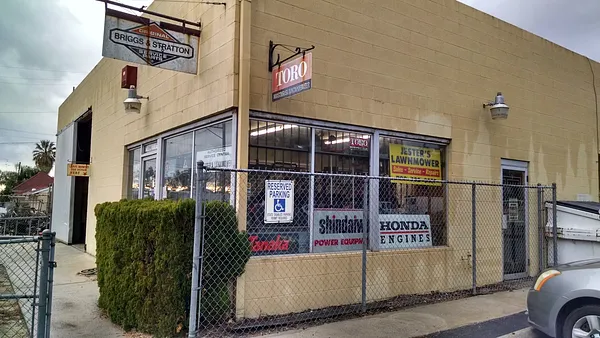 Jester's Lawnmower Shop Photo 13