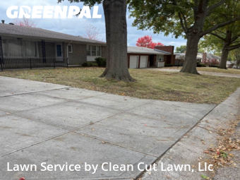 Grass Cutting nearby Blue Springs, MO, 