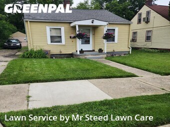 Grass Cutting nearby Pontiac, MI, 