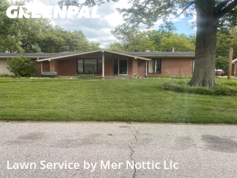 Lawn Mowing Service nearby Ballwin, MO, 