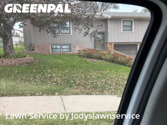 Yard Mowing nearby Omaha, NE, 