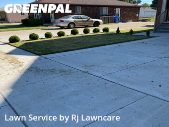 Lawn Mowing nearby Dearborn Heights, MI, 