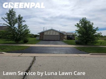 Lawn Service nearby Rockford, IL, 