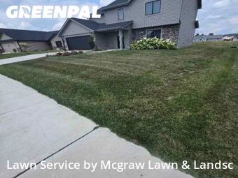 Lawn Care Service nearby Fort Wayne, IN, 