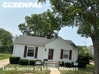 Yard Cutting nearby Berkley, MI, 