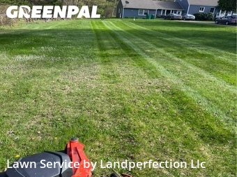 Grass Cutting nearby Lagrangeville, NY, 