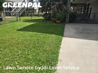 Lawn mowed in Galveston, 77554