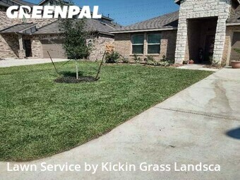 Lawn Cutting nearby Magnolia, TX, 