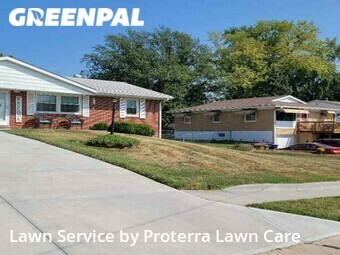 Lawn Care Service nearby Bellevue, IA, 