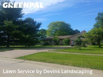 Lawn Mowing nearby North Royalton, OH, 