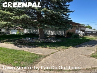 Lawn Mowing Service nearby Pekin, IL, 