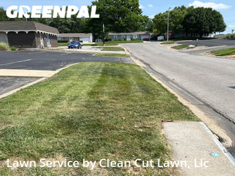 Lawn Mowing Service nearby Independence, MO, 