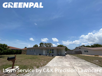 Lawn Mowing Service nearby Bayshore Gardens, FL, 