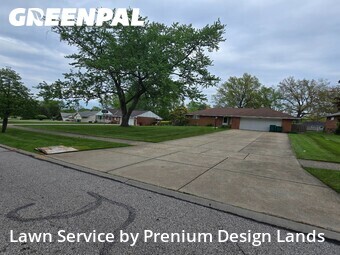 Lawn Care nearby Richmond Heights, OH, 