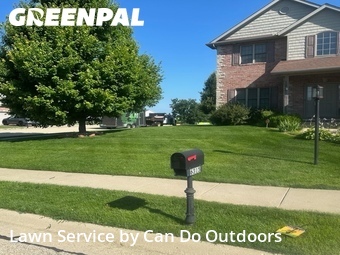 Lawn Service nearby Edwards, IL, 