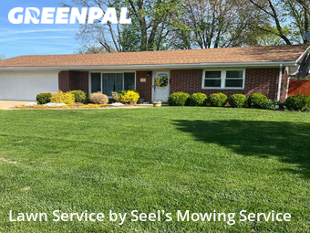 Lawn Mowing nearby Belleville, IL, 