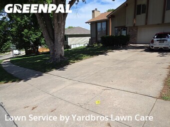 Lawn Mow nearby Bellevue, NE, 