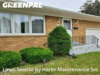 Lawn Service nearby Erie, PA, 
