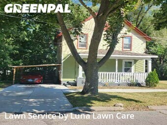 Lawn Care Service nearby Rockford, IL, 