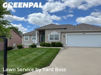 Yard Mowing nearby Independence, MO, 