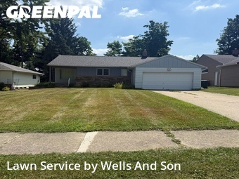 Lawn Care nearby Lyndhurst, OH, 