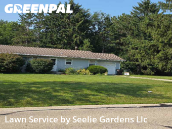 Lawn Care Service nearby Burlington, WI, 