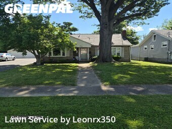 Lawn Maintenance nearby Warren, OH, 