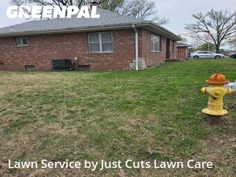 Lawn Care Service nearby Belleville, IL, 