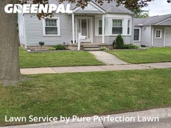 Lawn Maintenance nearby Wyandotte, MI, 