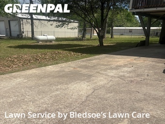 Lawn mowed in Montgomery, 77356