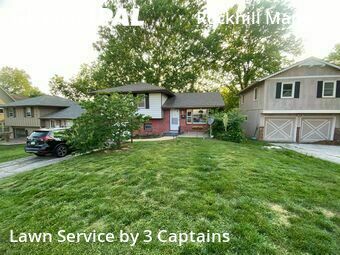 Grass Cutting nearby Kansas City, KS, 
