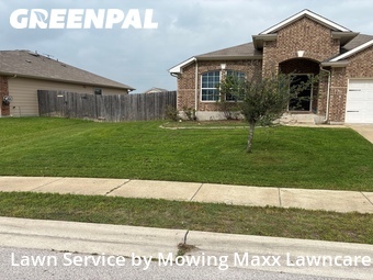 Lawn Cutting nearby Hutto, TX, 