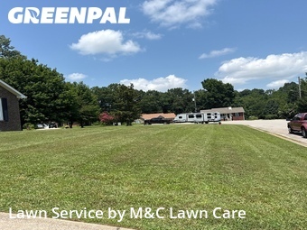 Lawn Maintenance nearby Clarksville, TN, 