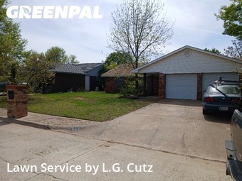 Lawn Cutting nearby Yukon, OK, 