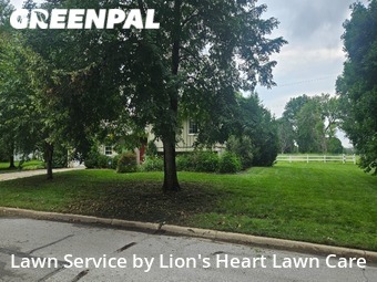 Lawn Cutting nearby Lansing, KS, 