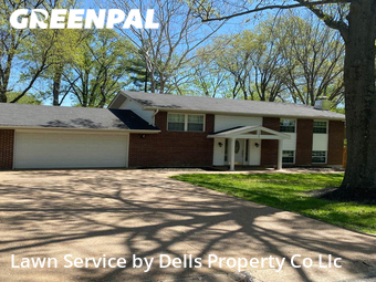 Lawn Service nearby Ballwin, MO, 