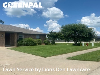 Lawn Mowing nearby Ozark, MO, 