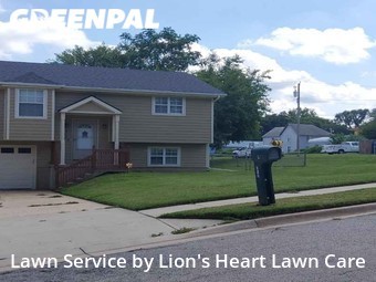 Lawn Care nearby Leavenworth, KS, 
