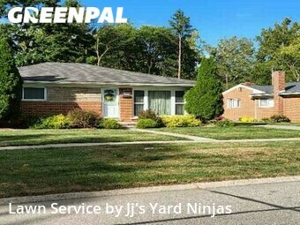 Lawn Care nearby Redford Charter Township, MI, 