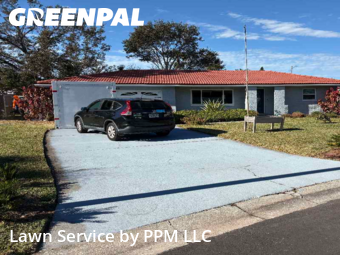 Lawn mowed in Seminole, 33772