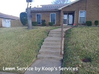 Lawn Mowing nearby De Soto, TX, 